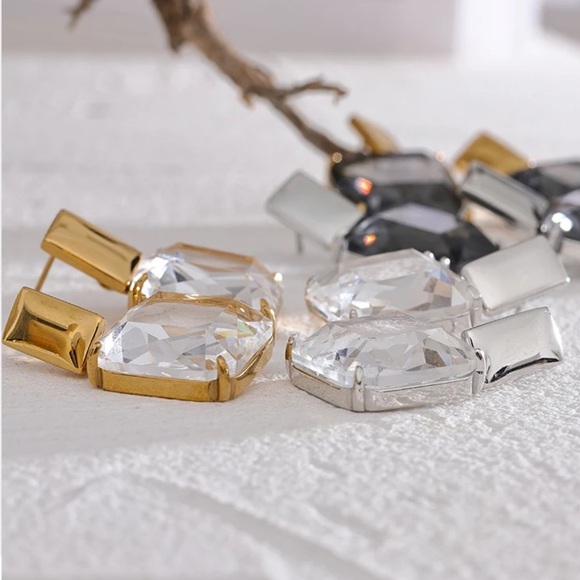 ◾️Luxury AAA Cubic Zirconia Silver Drop Earrings - Picture 2 of 6